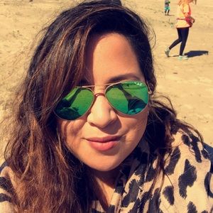 Meet your Posher, Stephanie